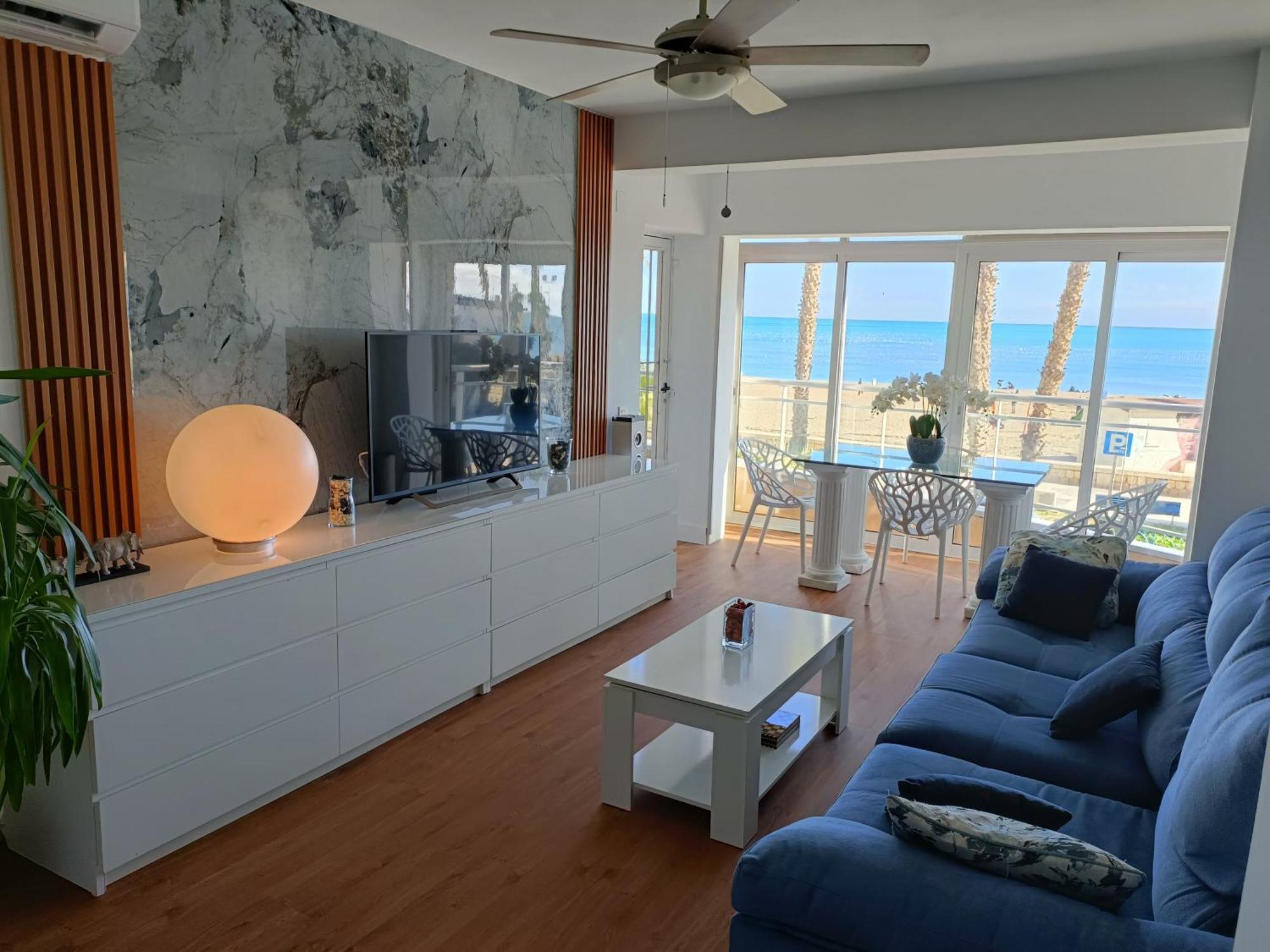 Apartamento Lujo Frente Al Mar Centro De Malaga Málaga Exterior foto
