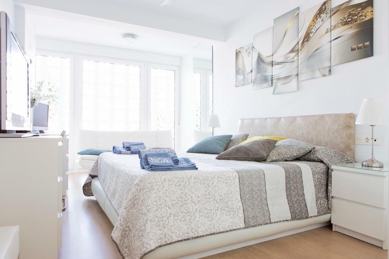 Apartamento Lujo Frente Al Mar Centro De Malaga Málaga Exterior foto