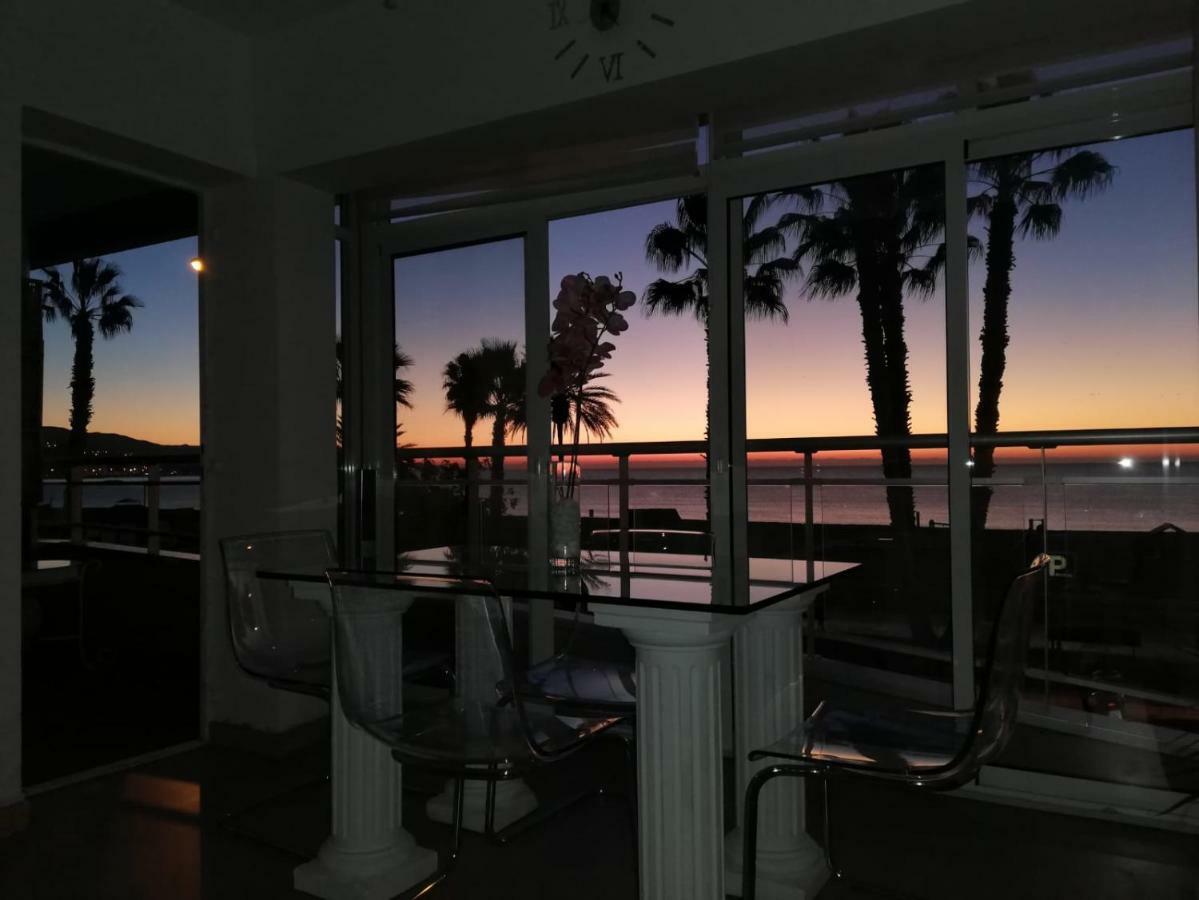 Apartamento Lujo Frente Al Mar Centro De Malaga Málaga Exterior foto