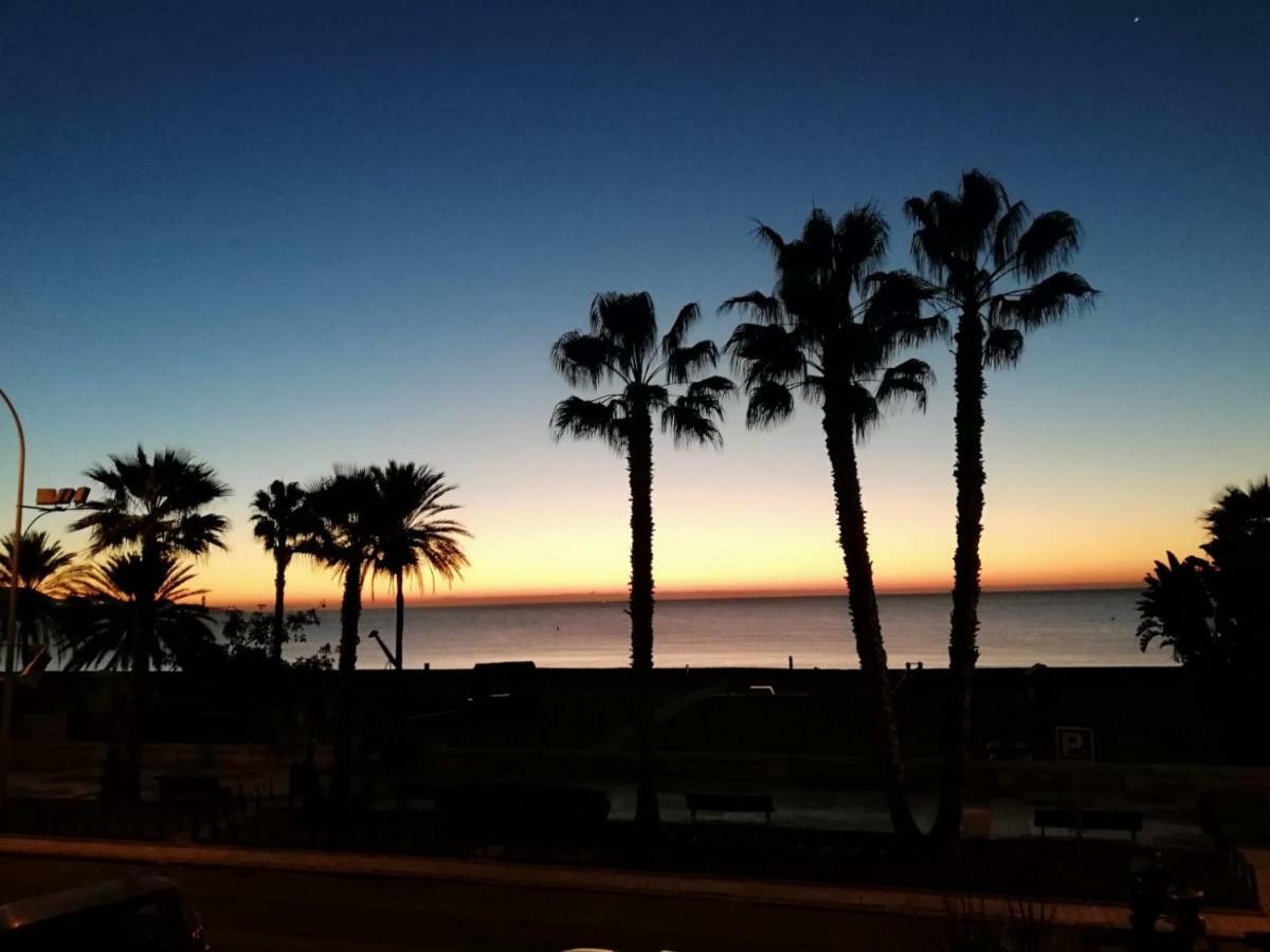 Apartamento Lujo Frente Al Mar Centro De Malaga Málaga Exterior foto