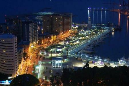 Apartamento Lujo Frente Al Mar Centro De Malaga Málaga Exterior foto